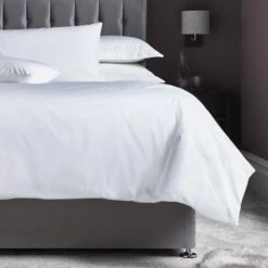 Classic Cotton Percale 200 Thread Count Oxford Pillowcase - Pair -Hotel Supply Store 2254 6 Zoom