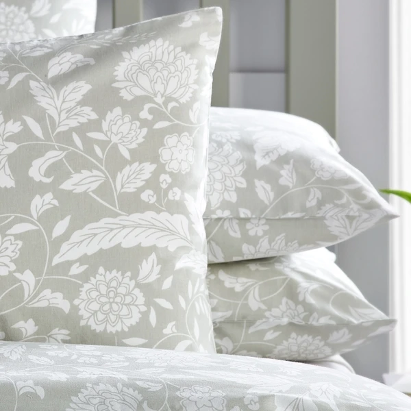 Easycare Emily Housewife Pillowcase - Pair 4 Easycare Emily Housewife Pillowcase - Pair - Image 2