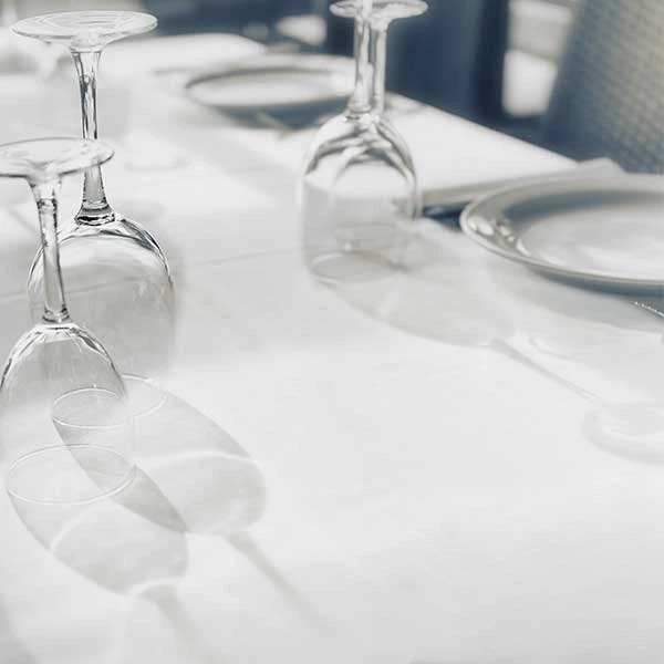 Easycare Polyester Rectangular Tablecloth 5 Easycare Polyester Rectangular Tablecloth - Image 3