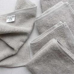 Classic Cotton Face Cloth 500gsm - Pack Of 5 -Hotel Supply Store 3140 41 5 Zoom